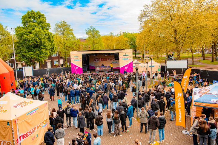 Daani maakte haar debuut op Stressfactor in Venlo!