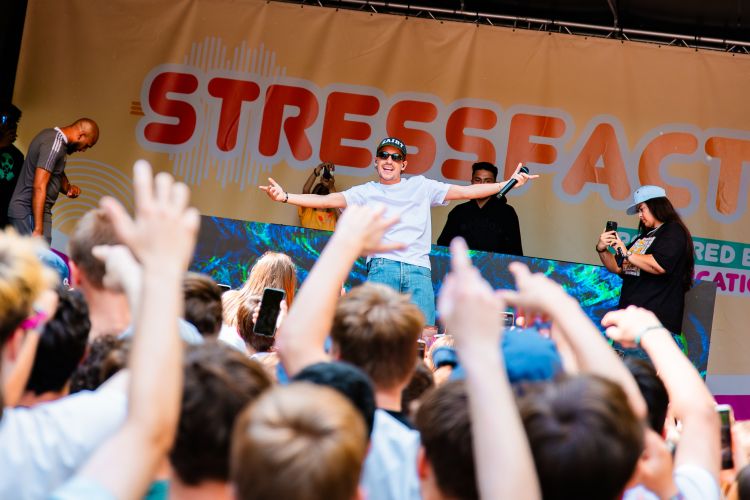 STRESSFACTOR MECHELEN: GEKTE OP HET SCHEPPERSINSTITUUT
