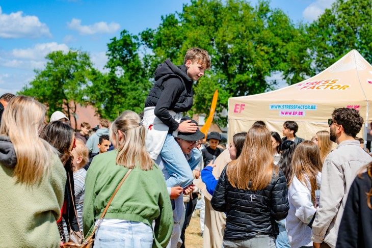 “Gerben in de moshpit?! Stressfactor Pelt ging volledig los