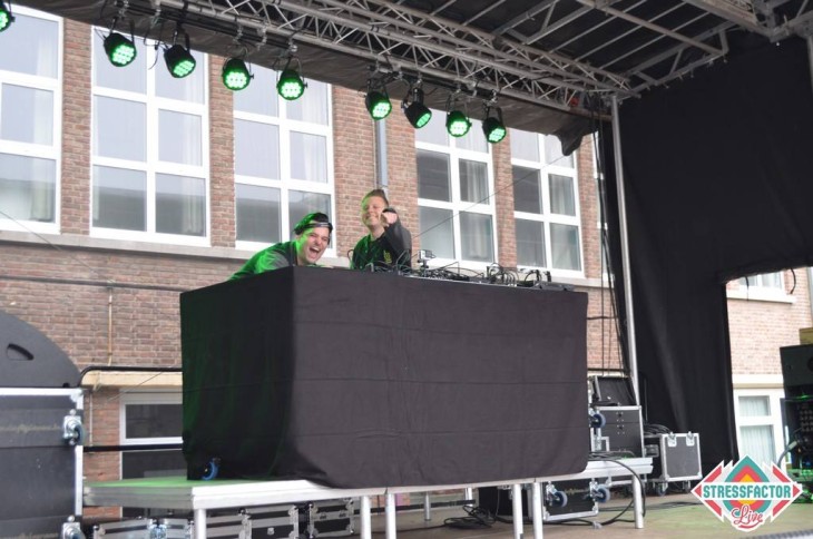 Partyshakerz